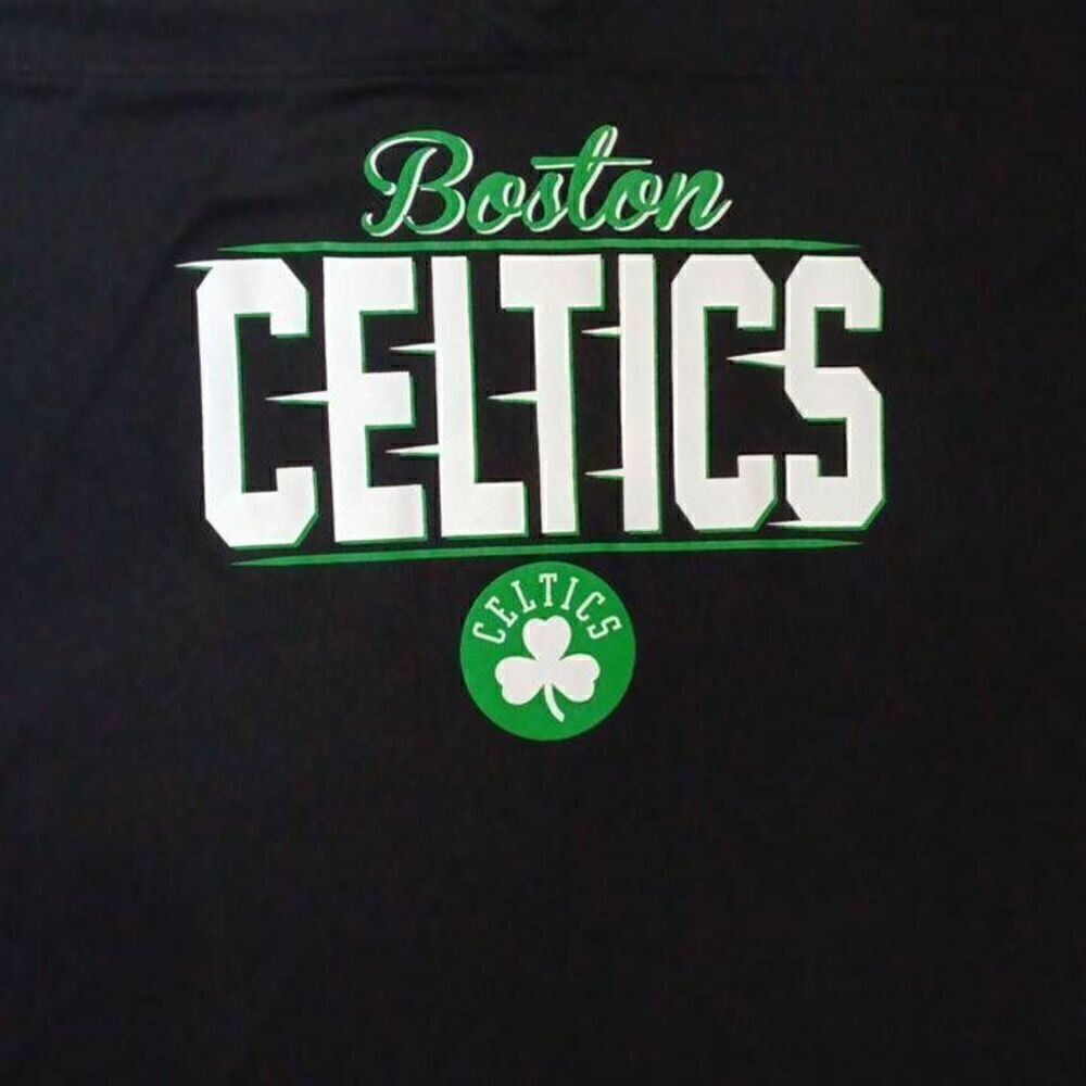 NBA Boston Celtics Tshirt Women's Size XL